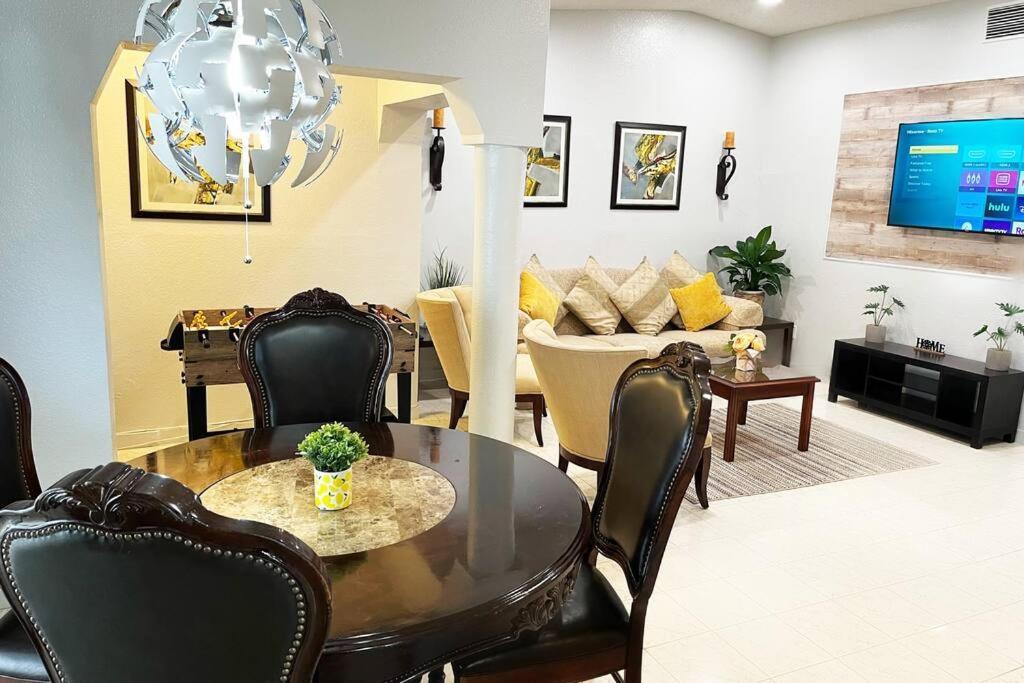 فيلا Amazing & Cozy Duplex Near Zoo Miami ! المظهر الخارجي الصورة