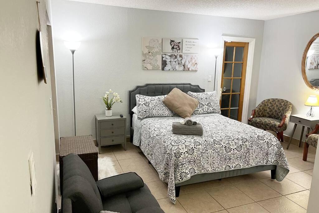 فيلا Amazing & Cozy Duplex Near Zoo Miami ! المظهر الخارجي الصورة