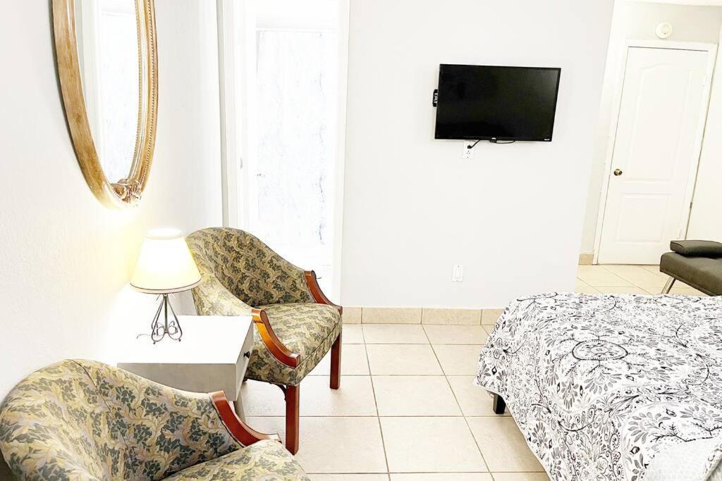 فيلا Amazing & Cozy Duplex Near Zoo Miami ! المظهر الخارجي الصورة
